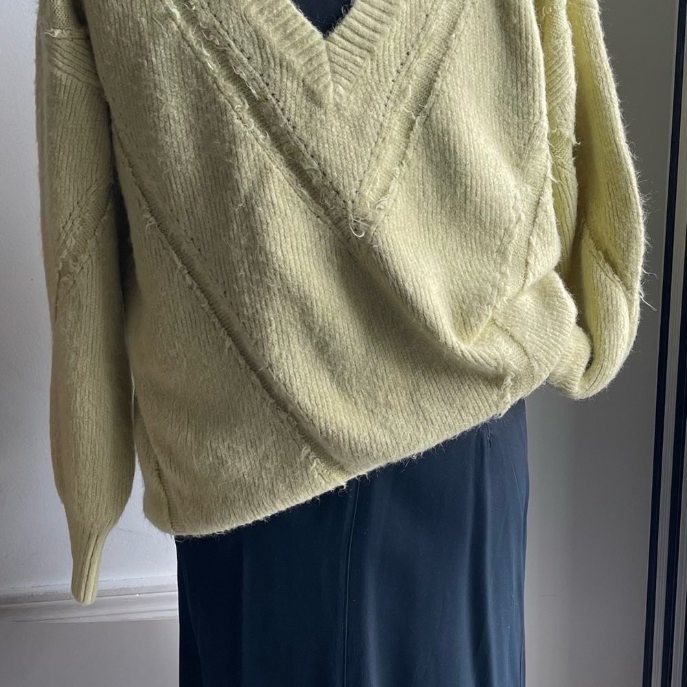 V-neck sweater